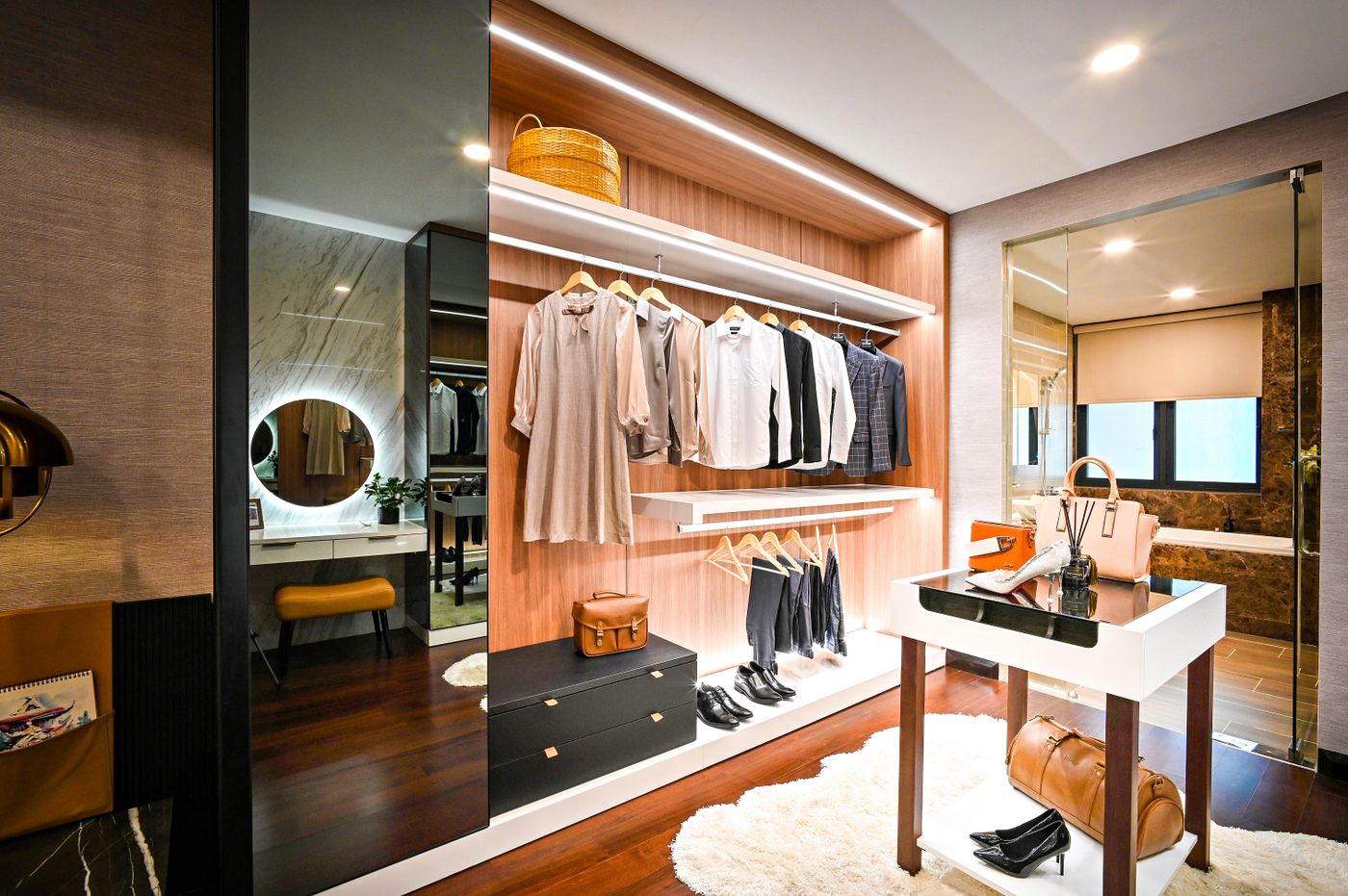 Walk-in wardrobe