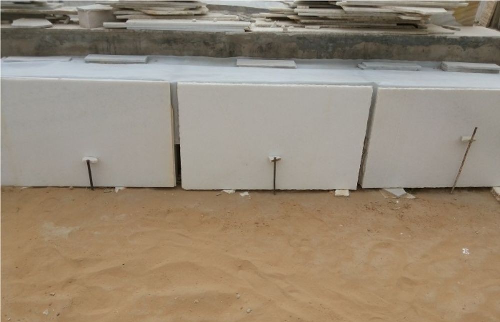 Makrana White
